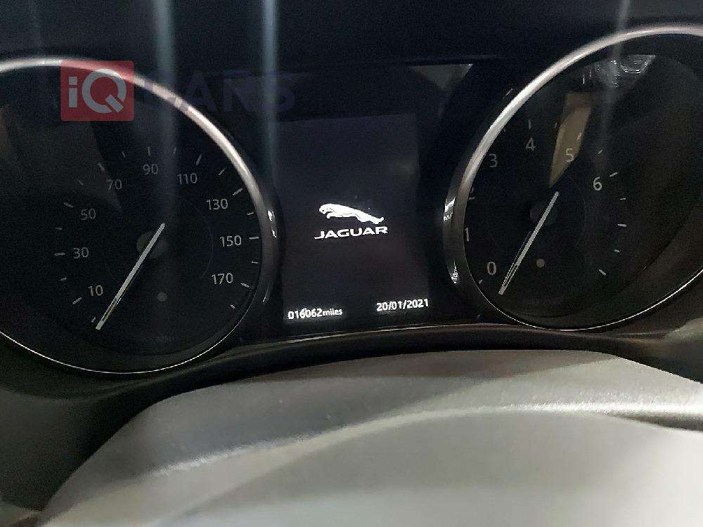 جاگوار XE